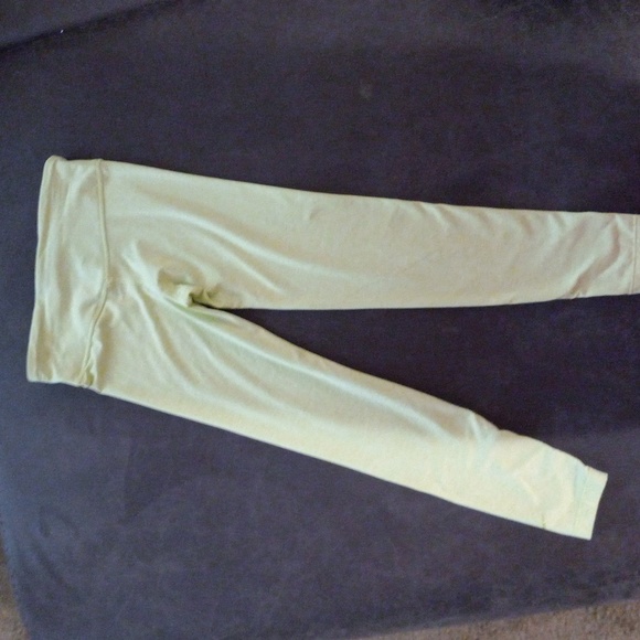 NWOT Girls Nike Dri Fit legging neon green size small - Picture 4 of 4